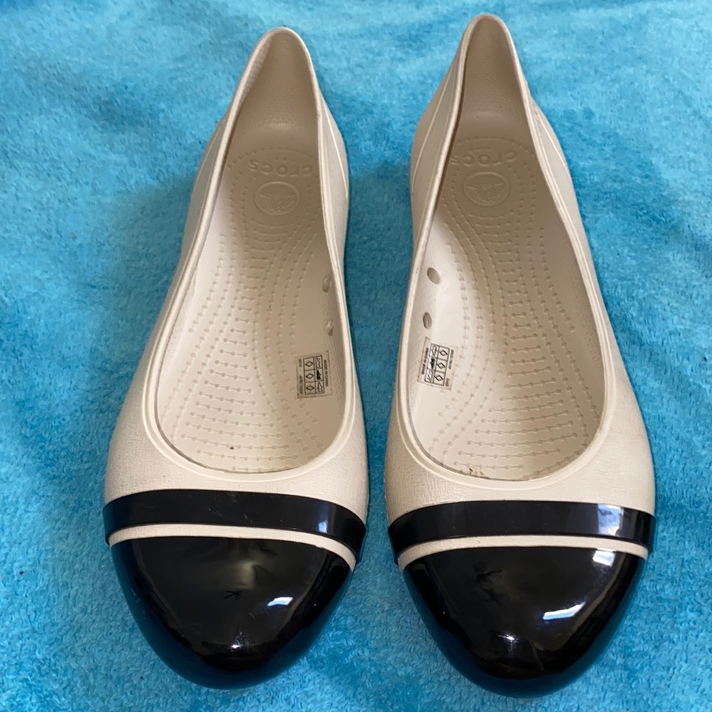Crocs two tone flats